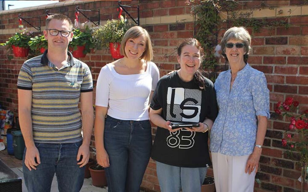 ipad for visually impaired woman